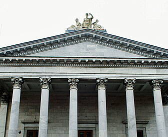 Four new courthouses to be bui...