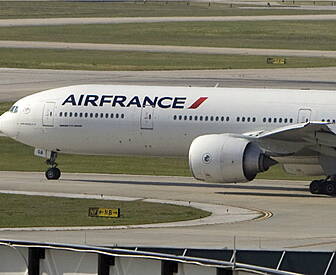 Suspected bomb found on Air Fr...
