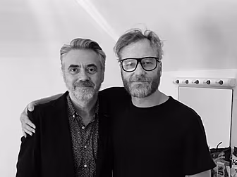 Paul McLoone's 'Chat w...