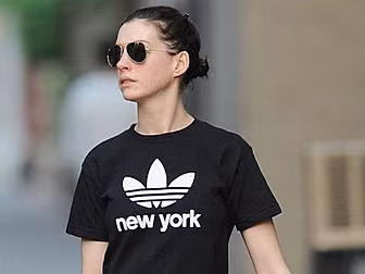 Anne Hathaway Is Becoming A Fa...
