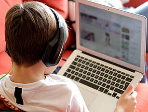 Irish Children Exposed to Extr...