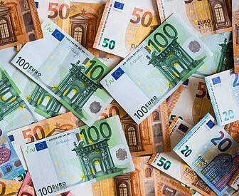 We've Got A Massive €1,000 Hol...