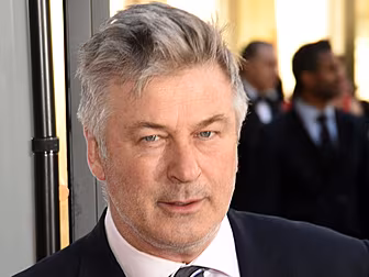 Alec Baldwin Fatally Shoots Wo...