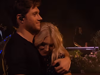 Niall Horan's Performance On J...
