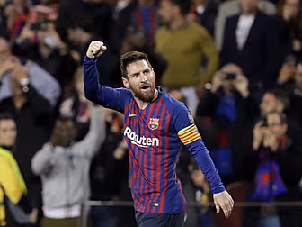 Ice-cold Messi breaks Liverpoo...