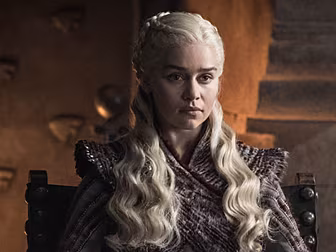 Game of Thrones Fans Spot A Hu...