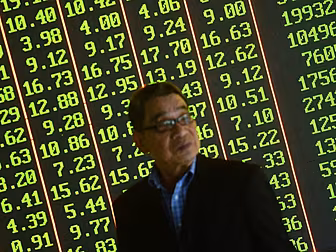 Global Markets Decline As Trum...