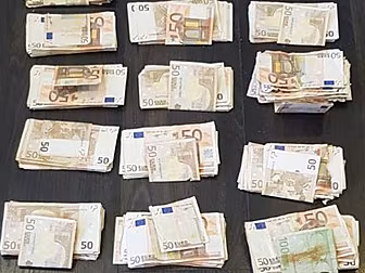 €28,000 Cash, Watches & Phones...