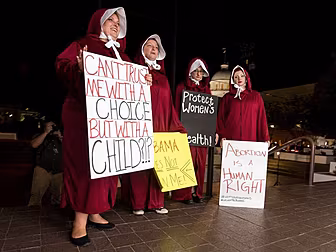 Alabama Passes Bill To Ban Abo...