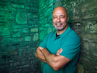 Paul McGrath On Racism In Foot...