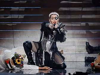Madonna Slammed For Out Of Tun...