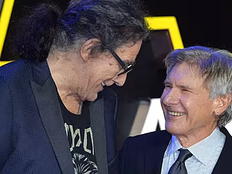 Harrison Ford Gets Emotional O...