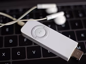 Apple Users Say Goodbye To iTu...