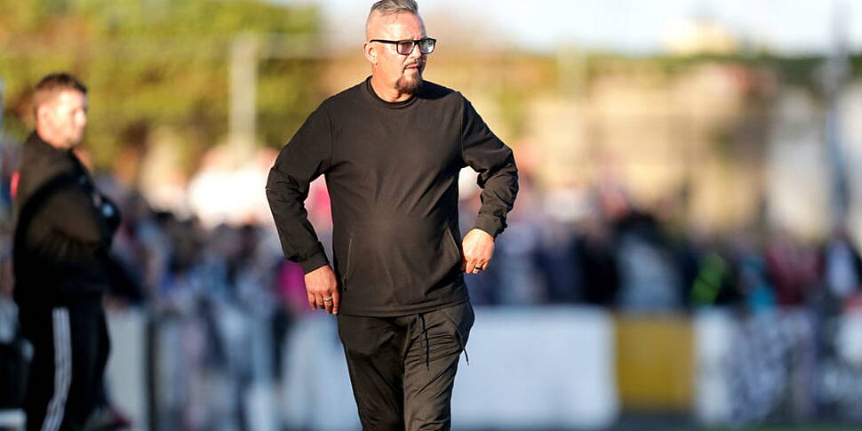 Shelbourne appoint Stephen Hen...