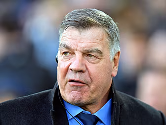 Allardyce hits out at Super Le...