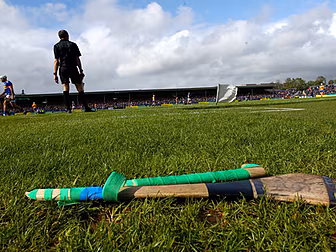Does hurling have a diving pro...