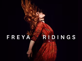 Freya Ridings Chats To Muirean...