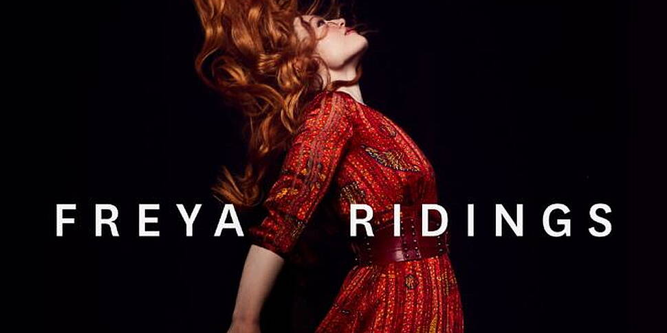 Freya Ridings Chats To Muirean...