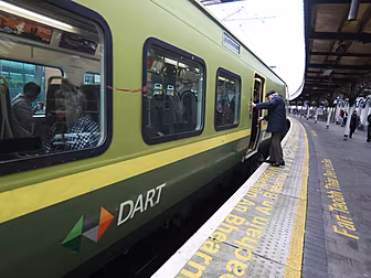 Irish Rail Encouraging Passeng...