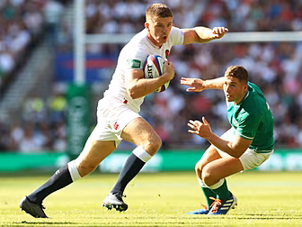 Farrell starts at 10 for Engla...