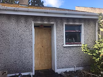 Man Dies In Waterford House Fi...