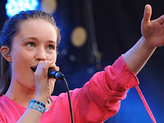 Sigrid Tells Fergal D'Arcy Why...