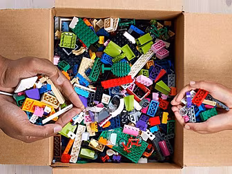 LEGO® Replay: Lego's New Pilot...