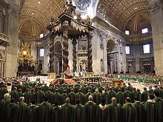 Bishops Back Married Clergy Bu...