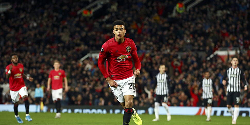Man United progress in the Eur...