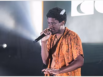 Labrinth Tells Fergal D'Arcy A...