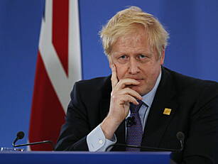 Boris Johnson Tests Positive F...