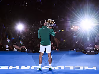Djokovic could be forced to si...