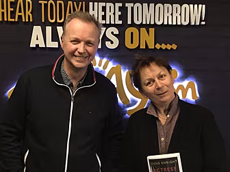 Booker Prize-Winning Author An...