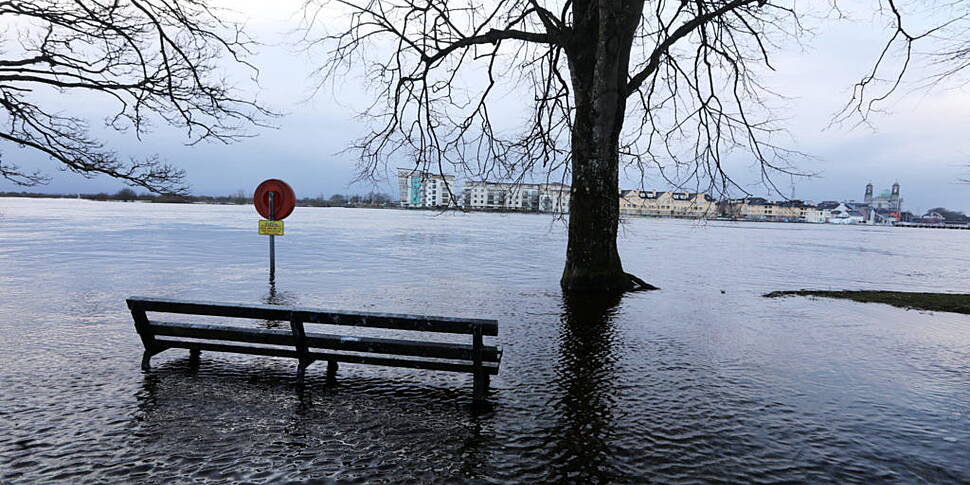 Met Eireann Issues Week-Long F...