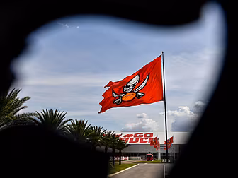 Tom Brady is set to join the T...