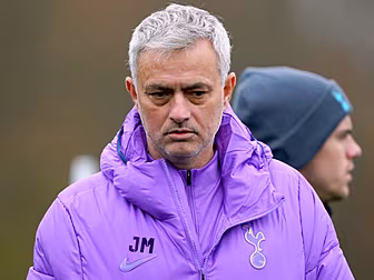 Mourinho works with Ndombele,...