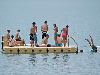 EPA Report: Majority of Bathin...