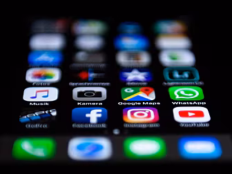 iPhone Users Can Now Unsend Te...