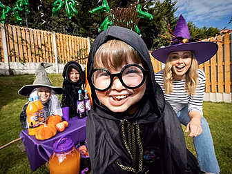 Help Spread The Magic Of Hallo...
