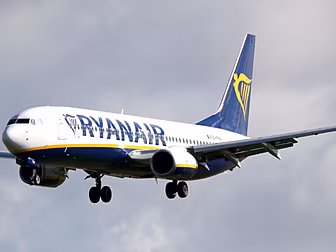 Ryanair To Close Cork And Shan...
