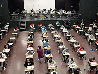 Dublin Schools To Meet & Decid...