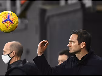 Lampard relieved as Chelsea re...