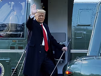 Trump Leaves White House For L...
