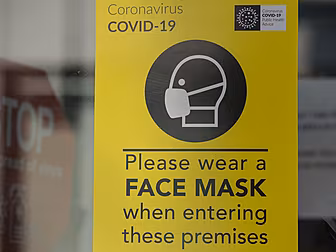COVID-19: 744 new cases, 33 fu...