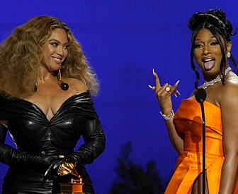 Beyonce and Taylor Swift Break...