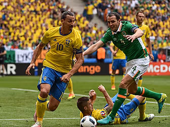 Ibrahimovic returns to Sweden...