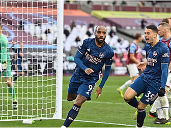 WATCH: Arsenal comeback sees t...