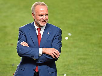 Bayern CEO Rummenigge distance...