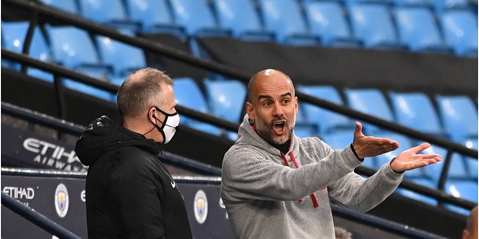 'It's a penalty' | Guardiola l...
