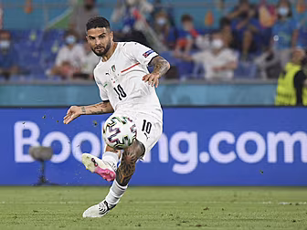3 and easy for Italy who put T...